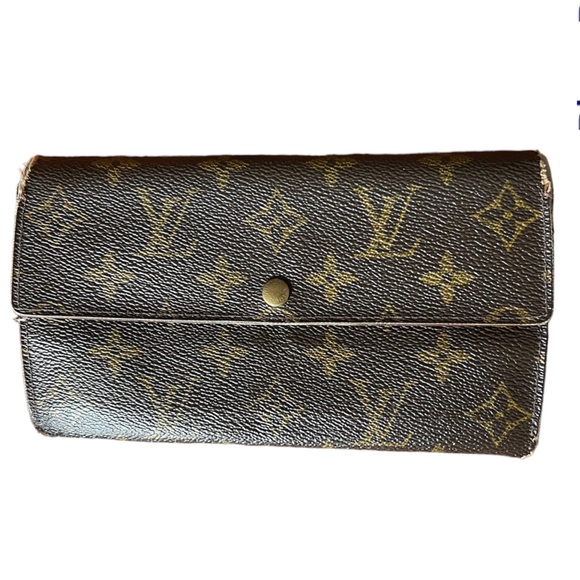 Louis Vuitton Handbags - AUTHENTIC Louis Vuitton Monogram wide wallet